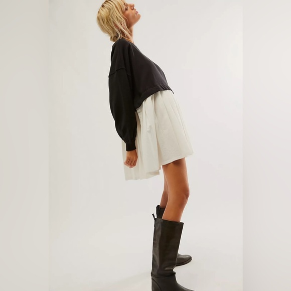 NEW FREE PEOPLE Eleanor Oversized Sweatshirt Black/white Sz. XS - Picture 2 of 12